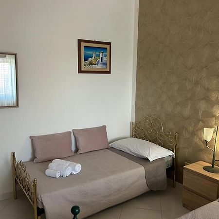 Nina Apartament Giardini Naxos Con Posto Auto Exterior foto